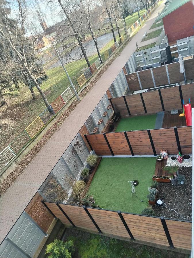 Studio Apartman Implex Apartment Dakovo Exterior photo